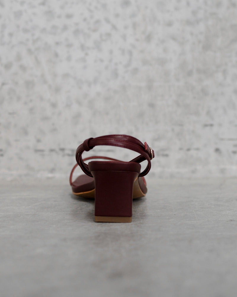 Alice Strappy Low Heels Berry
