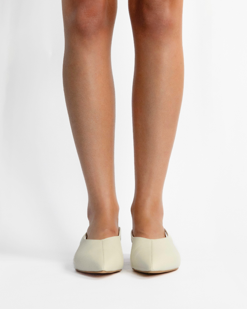 Delilah Ivory Slingback Flats – Large Size Pointed Flats Naked Sole