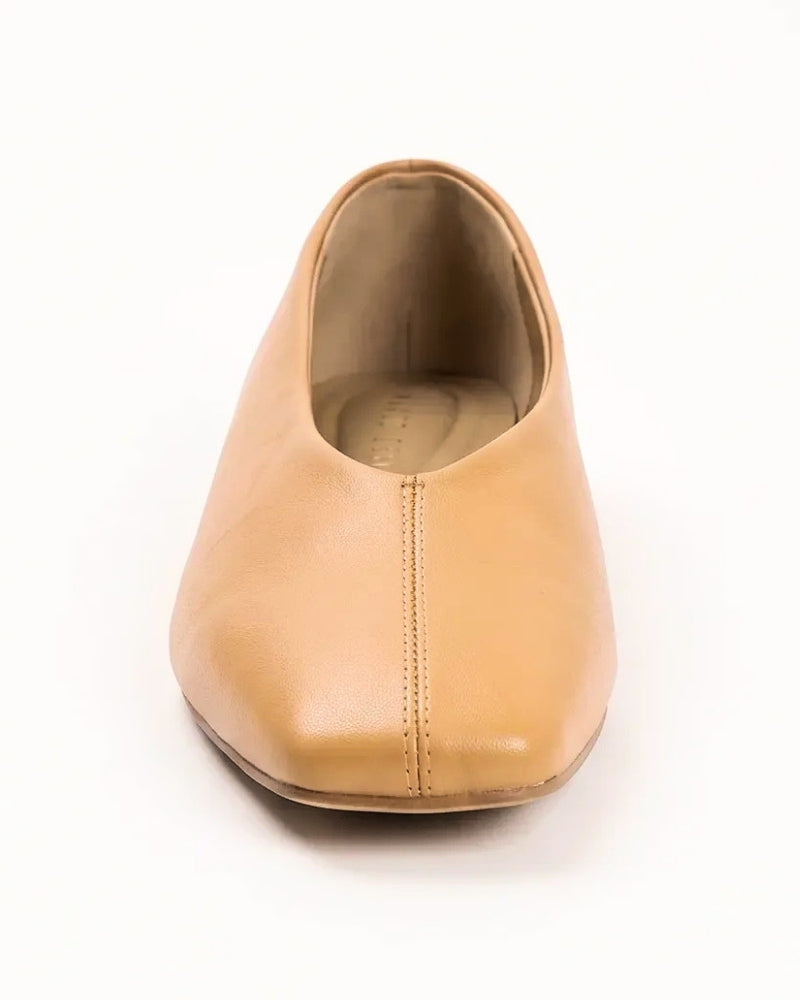 Olivia Glove Ballet Flat in Camel – soft flexible upper