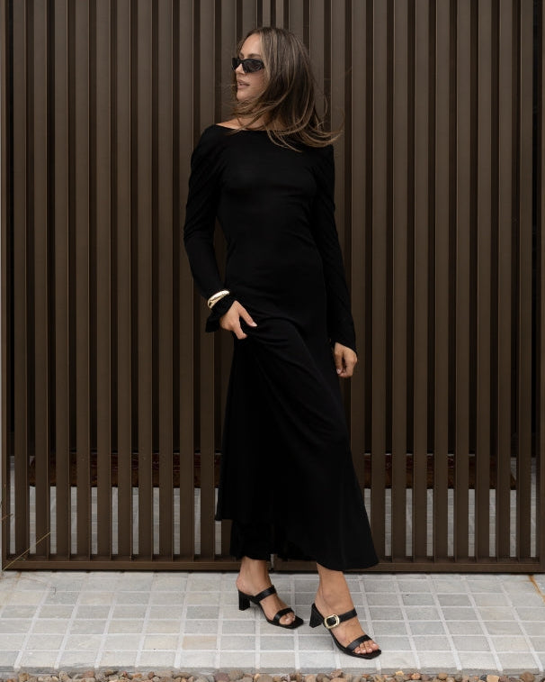 Kenzie in Black front view 