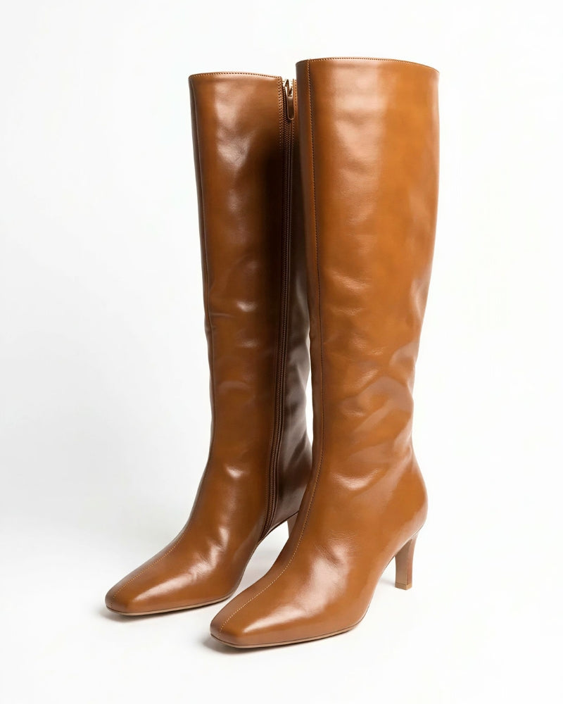 Front view stella boot in tan 