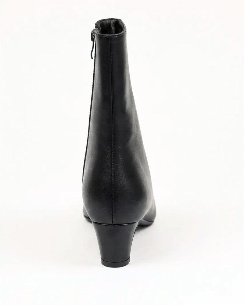 Valentina Ankle Boot in Onyx – full-length side zip